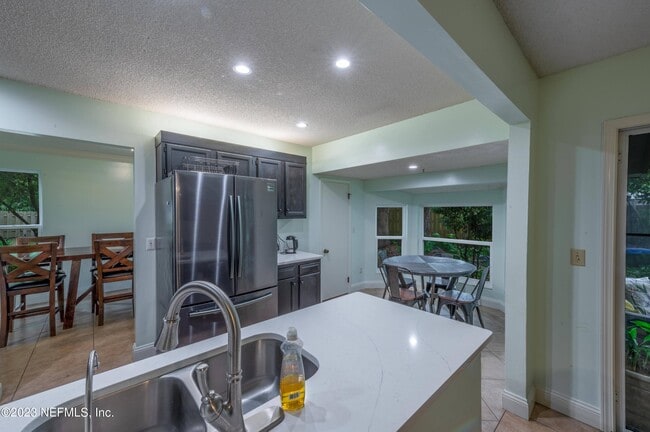 Building Photo - 2746 Grayton Ct