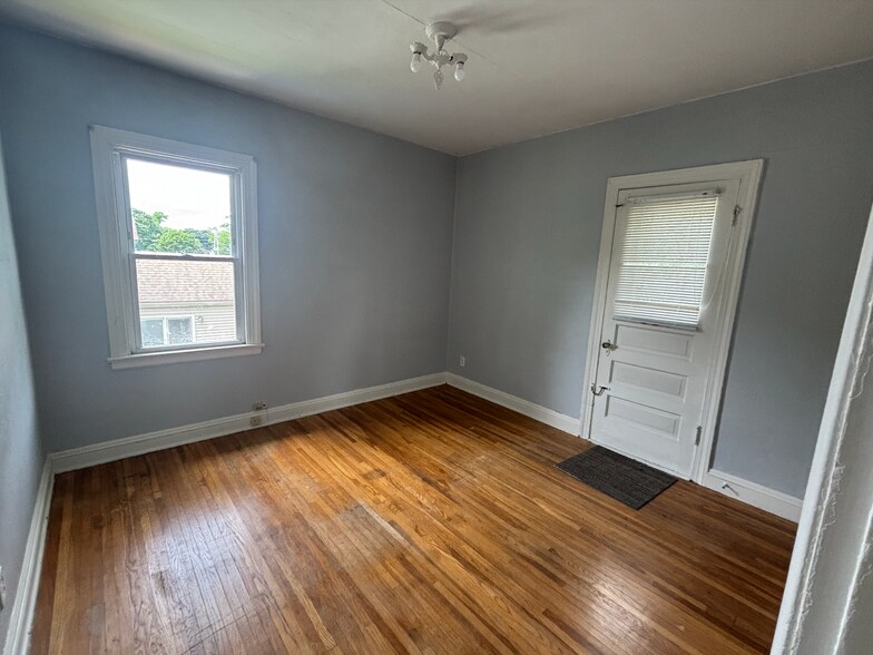 Bedroom 1 - 209 W Dudley St