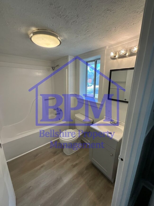 Building Photo - Cozy 1 Bed, 1 Bath Home in the Heart of Na...