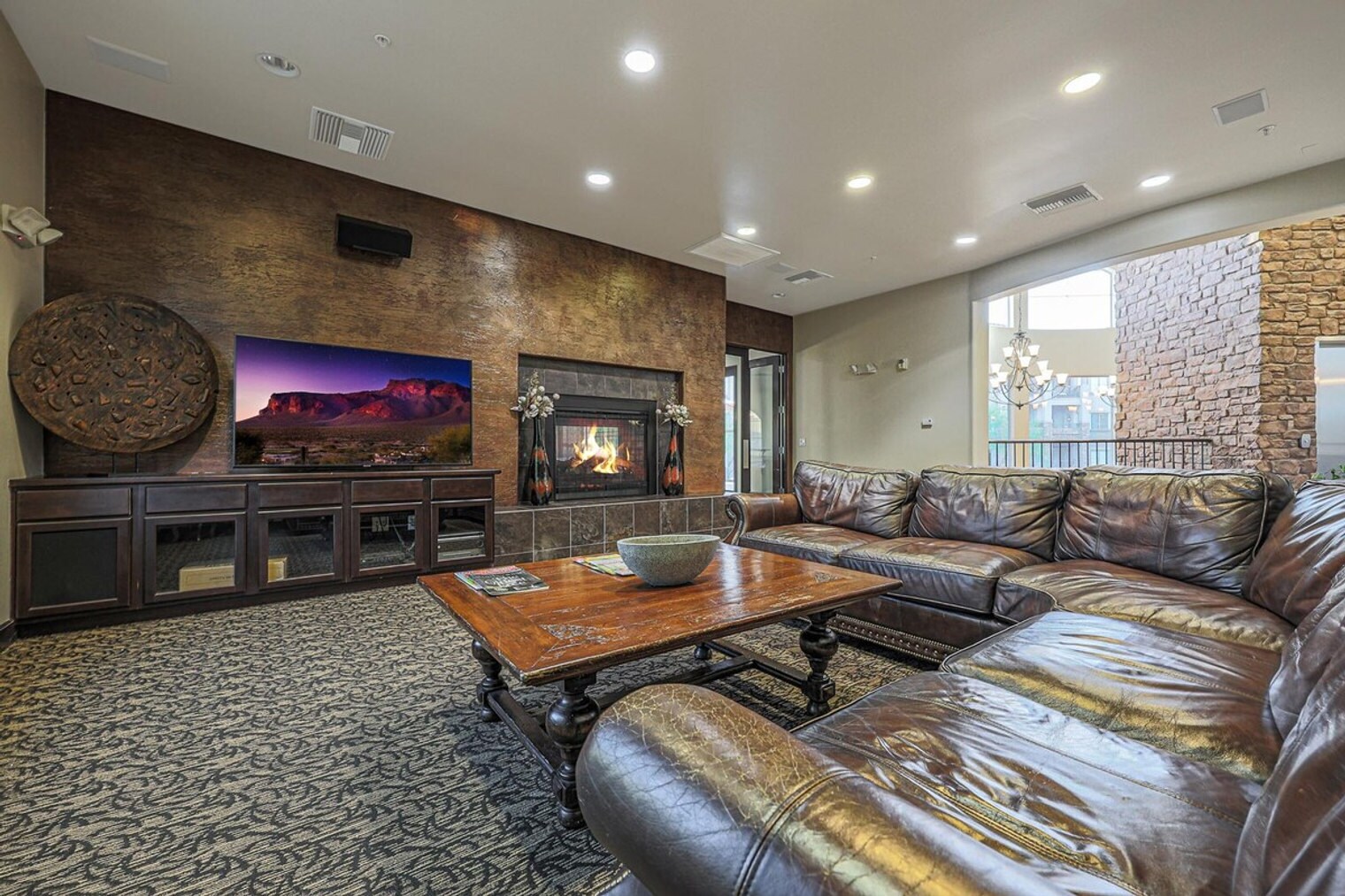 Building Photo - 5350 E Deer Valley Dr