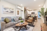 Building Photo - 1433 E Howell St