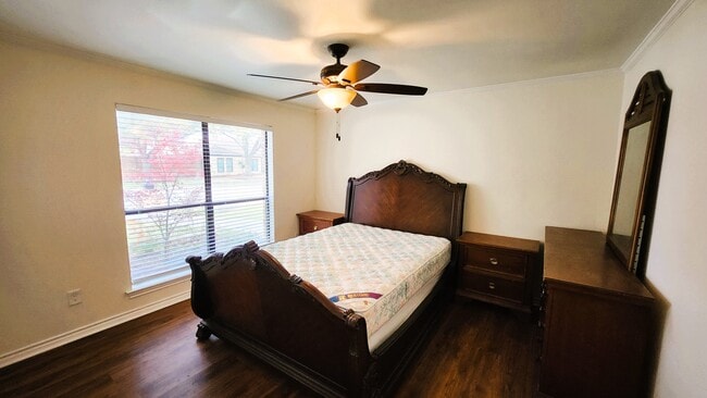 Building Photo - 4204 Country Brook Dr