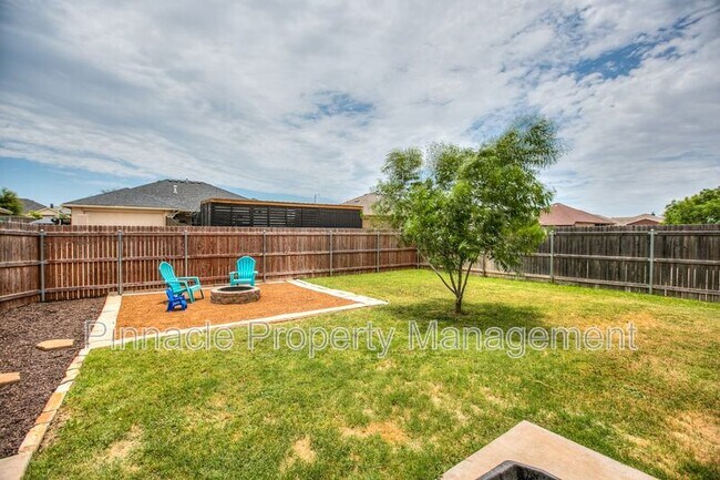 Building Photo - 5022 Red Oak Ln
