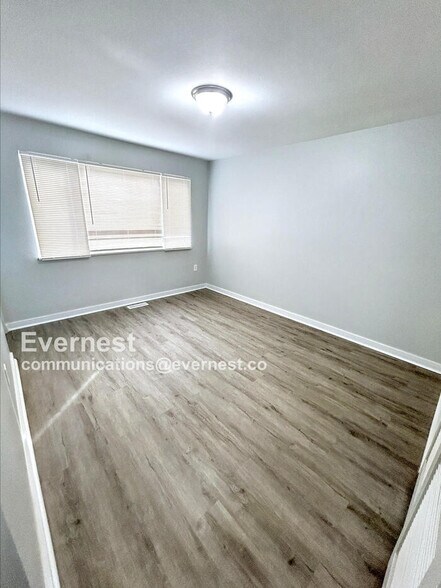 Building Photo - 1610 Gallant Fox Dr