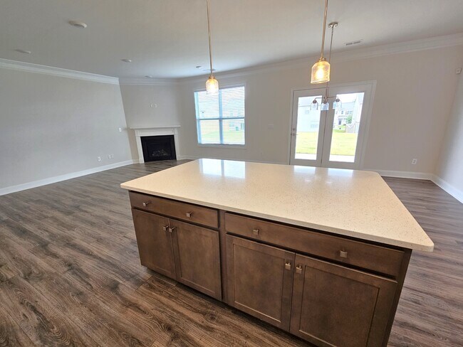 Building Photo - 5451 Cherwell Ave