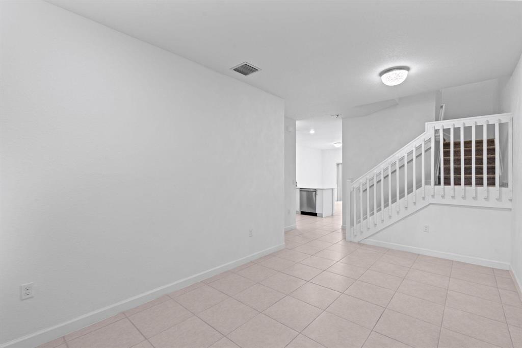 Building Photo - 5515 NW 27th St