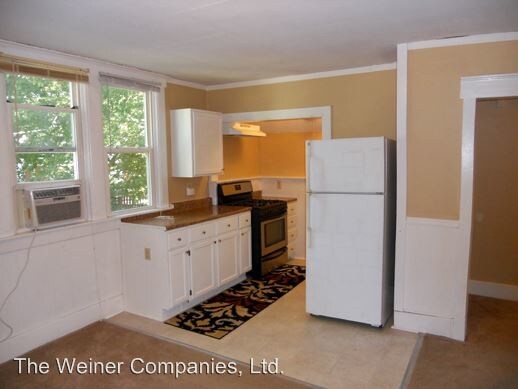 Building Photo - 310 N James St