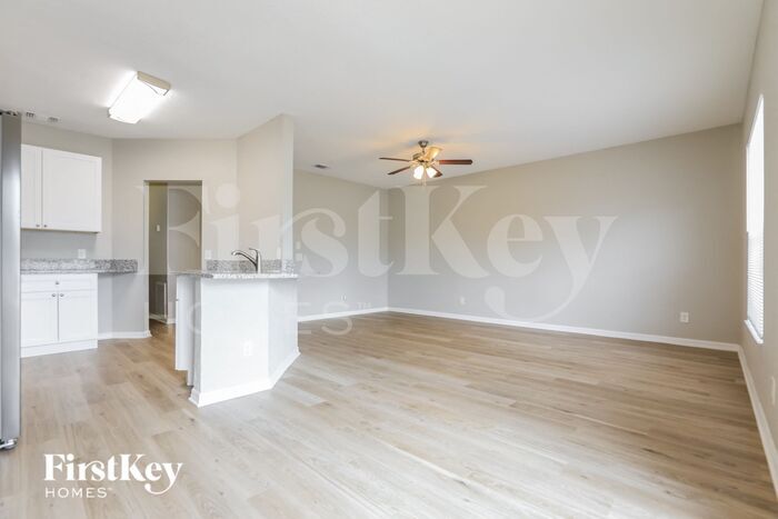 Building Photo - 1581 S Cranberry Blvd
