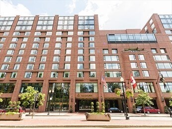Building Photo - 220 Boylston St