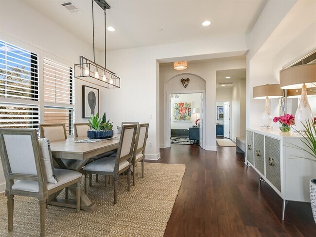 Building Photo - 8200 Southwest Pkwy