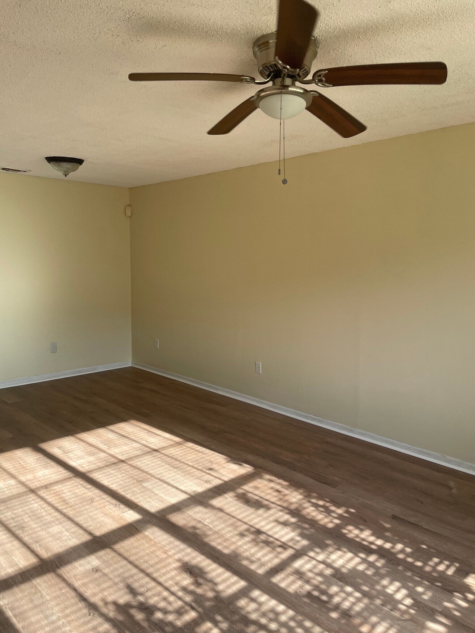 Building Photo - 3373 Cedar Springs Pl