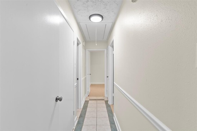 Building Photo - 3763 Quiet Pl Dr
