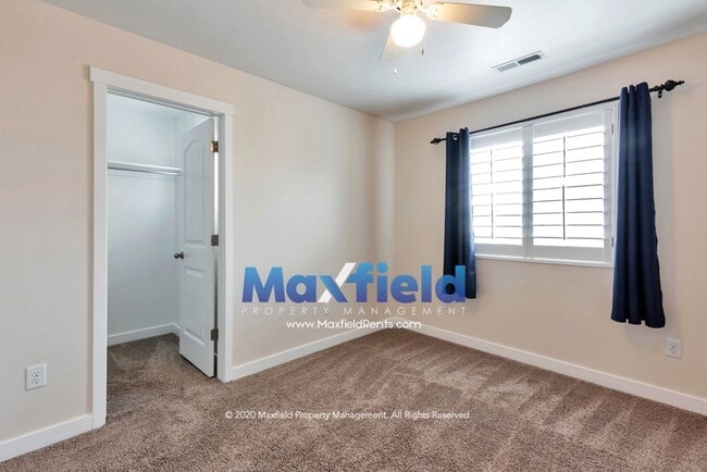 Building Photo - Draper Townhouse - 4 BD 3.5 BA 2 GA