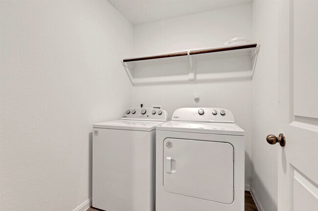 Building Photo - 1976 Rd 5714