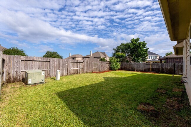 Building Photo - 6019 Schooner Cove