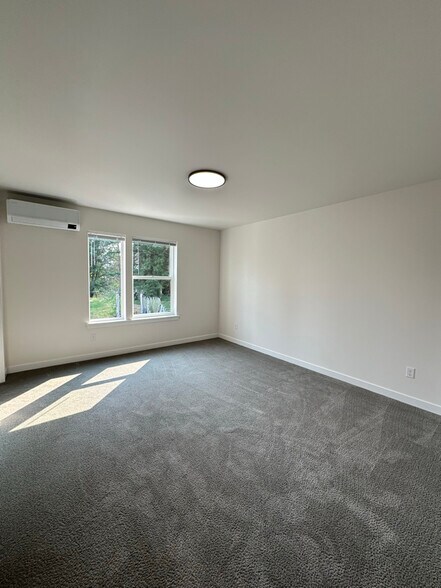 Building Photo - 103 Everson Goshen Rd