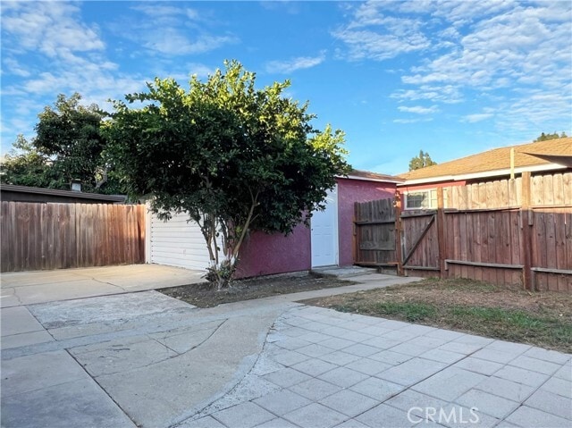Building Photo - 3030 Caspian Ave