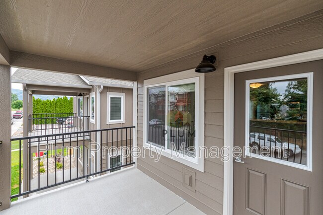 Building Photo - 2416 McDonald Ave