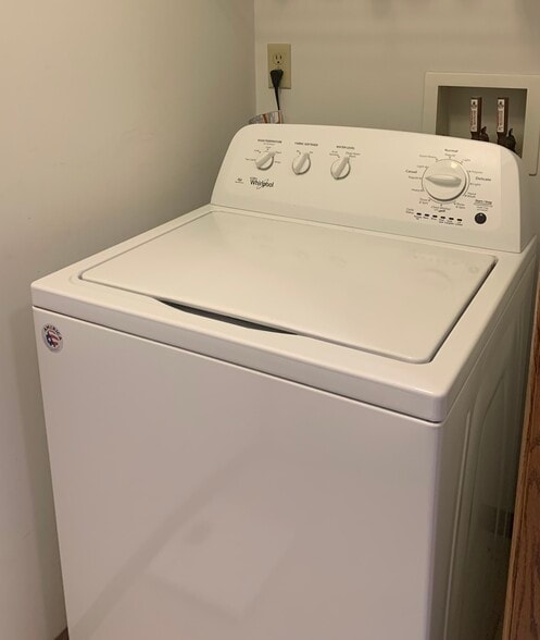 Building Photo - 573 Timber Creek Cir