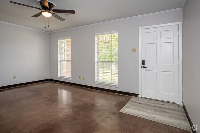 1BR, 1BA - 900SF - Riverside At Oakbourne Townhomes