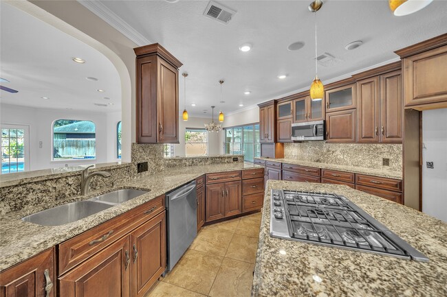 Building Photo - 1423 Meadow Lakes Dr