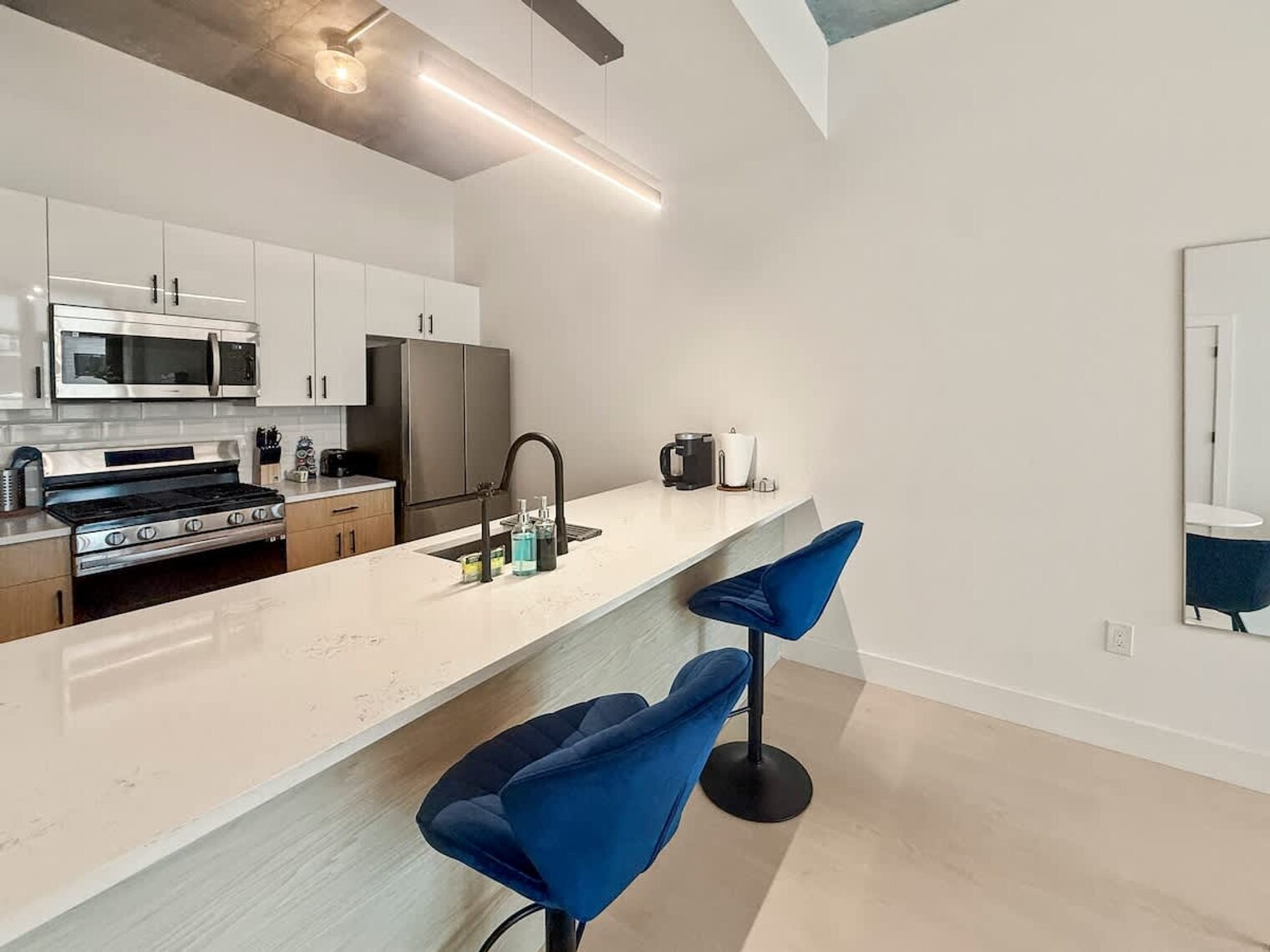 Building Photo - 1247 N 2nd St