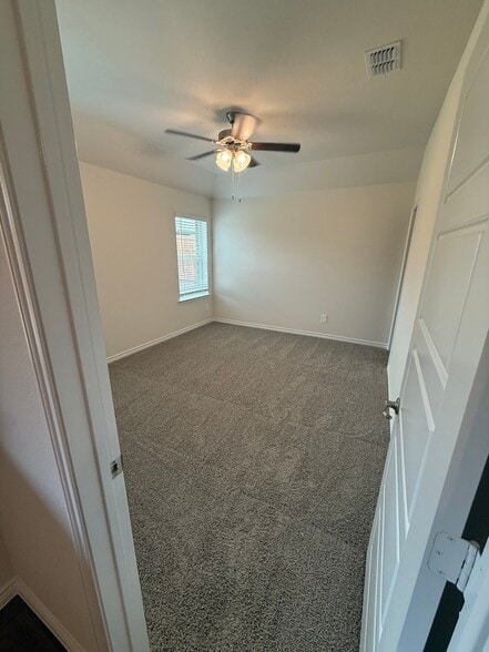 Building Photo - 10325 Baron Dr