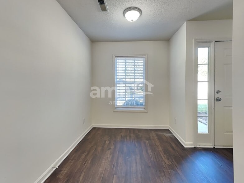 Building Photo - 133 Tudor Downs Rd