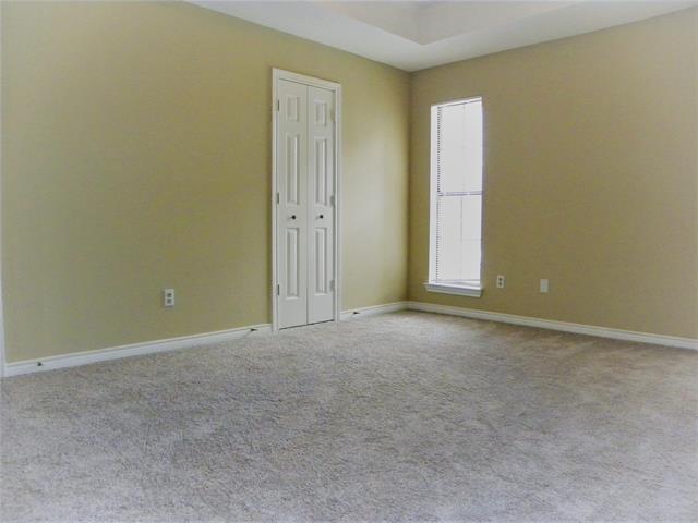 Building Photo - 2601 Banner Elk Cir