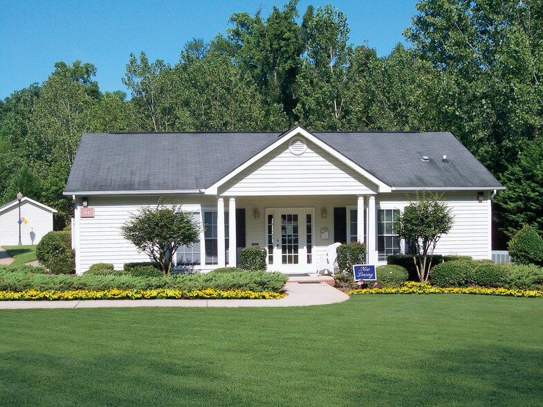 Riverfront Apartment Homes Mount Holly, NC Apartment Finder