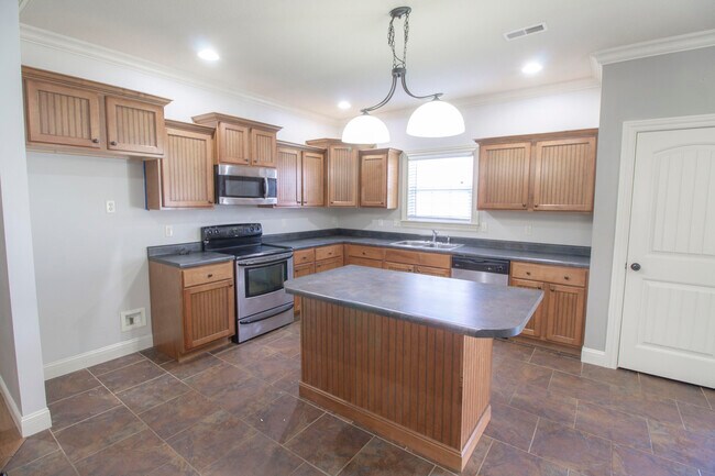 Building Photo - 3209 Belinda Ct