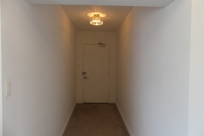 Building Photo - 4970 N Marine Dr