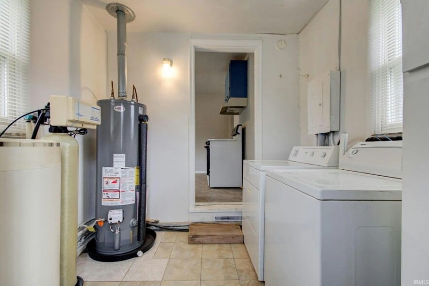 Building Photo - 538 Mill St