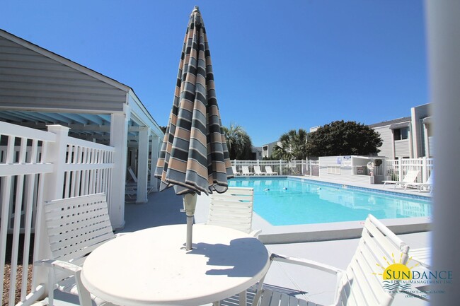 Building Photo - Beautiful 2 Bedroom Unit in Finisterra!