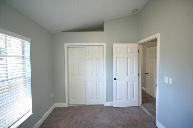 Building Photo - 2416 E Ida St