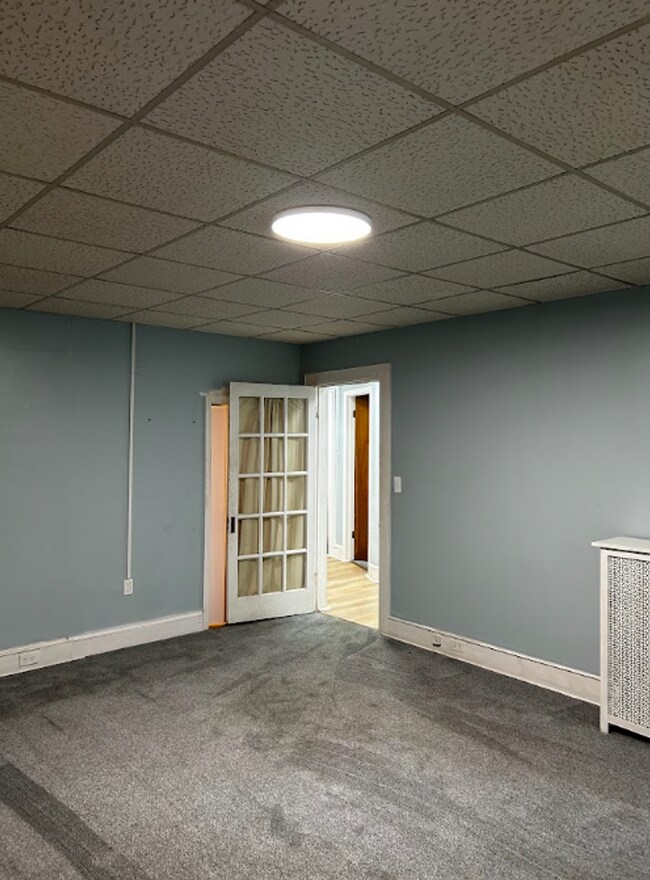 Building Photo - 1638 Sanderson Ave