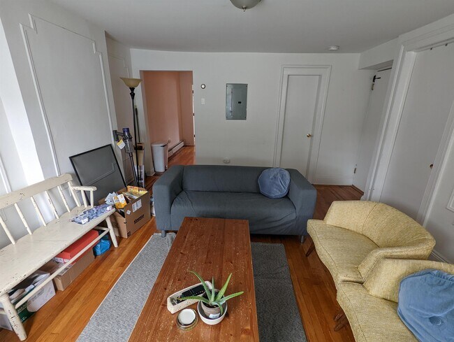 Building Photo - 403 Washington St