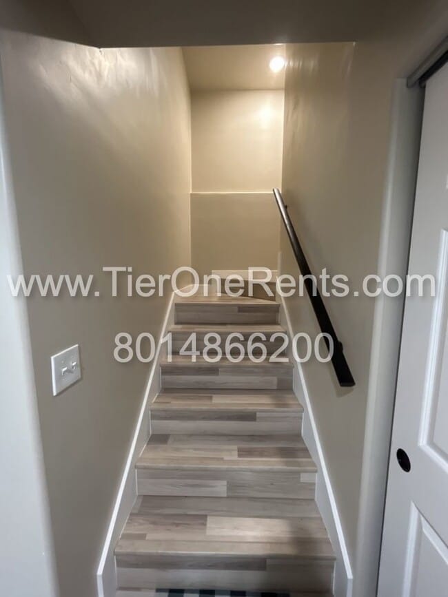 Building Photo - This property offers a NO DEPOSIT option a...