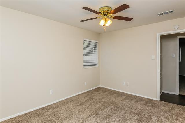 Building Photo - 2125 Rockmoor Dr