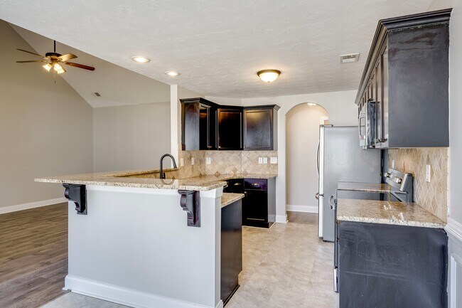 Building Photo - 635 Shipley Ave