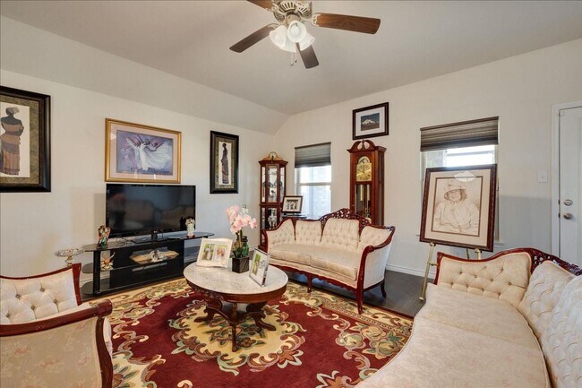 Building Photo - If you love to sit on the back porch then ...