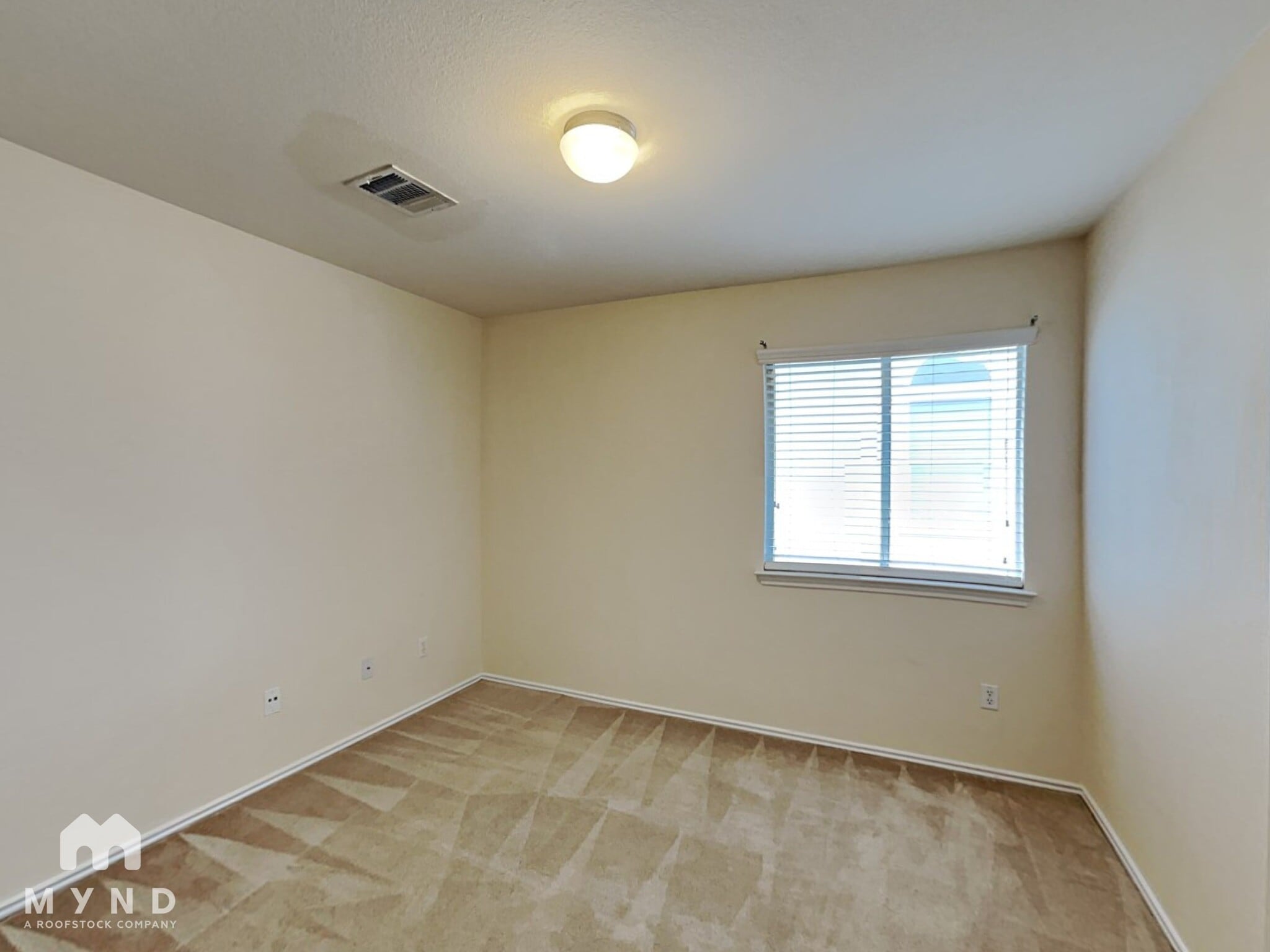 Building Photo - 13600 Richard Nixon St