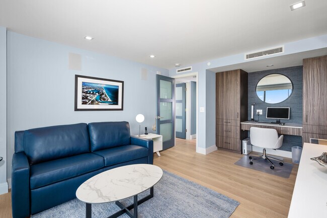 Building Photo - 250 S Ocean Blvd