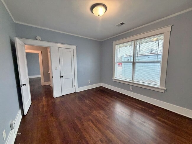 Building Photo - Recently Renovated Brick Home Minutes Away from Crosstown, Midtown, Rhodes & More!