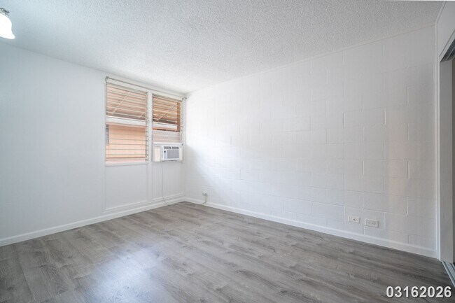 Building Photo - 1158 Hoola Pl