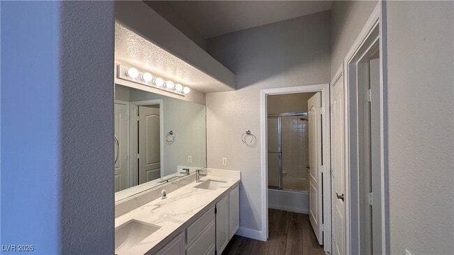 Building Photo - 5252 Island Chain Rd