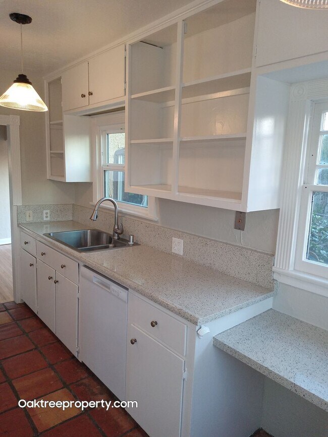 Building Photo - Coming Soon Charming 2-bedroom, 1-bathroom house with 2 car garage and spacious yard