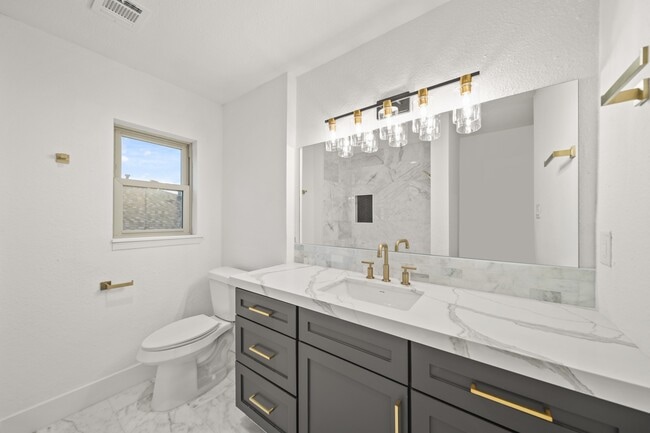 Building Photo - 6010 Rutherglenn Dr