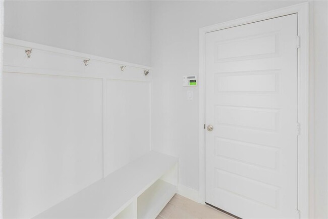Building Photo - 14525 Kira Ln