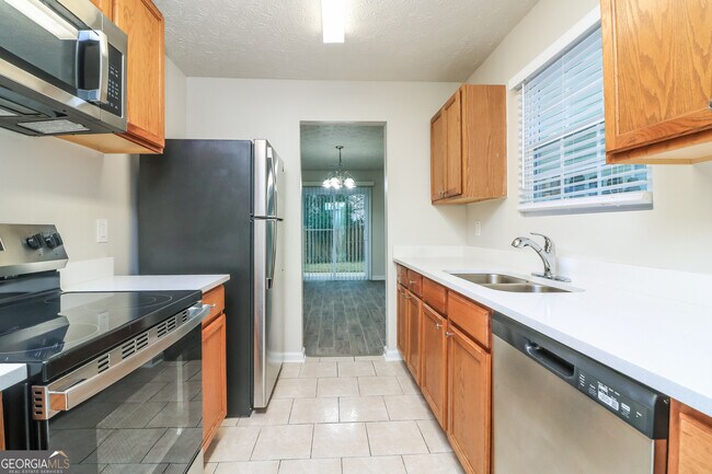 Building Photo - 3623 Thurleston Ct SW